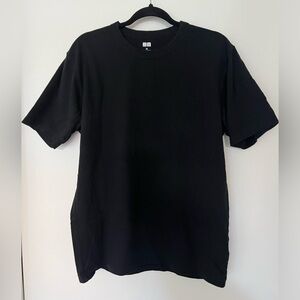 Uniqlo T-shirt